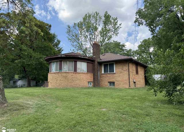 Property at 2153 Kenneth St, Burton, MI 48529, 3 beds, 1 bath