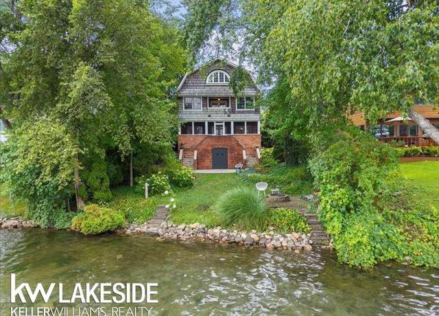 Property at 6420 Commerce Rd, West Bloomfield Charter Township, MI 48324, 4 beds, 4 baths