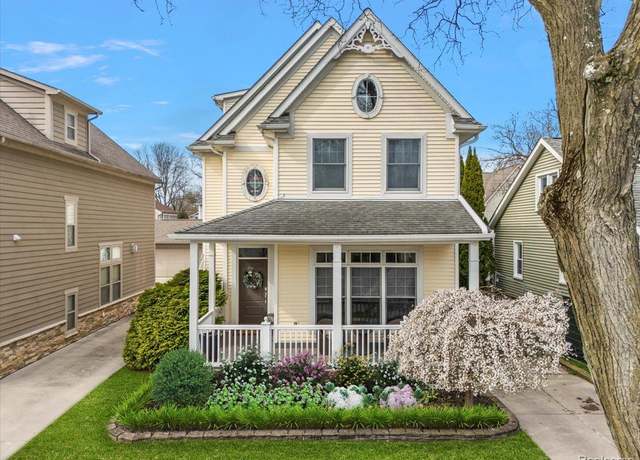 Property at 675 Davis Ave, Birmingham, MI 48009, 4 beds, 3.5 baths