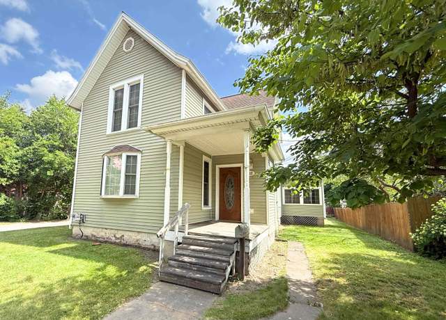 Property at 512 E Main St, Owosso, MI 48867, 3 beds, 1 bath