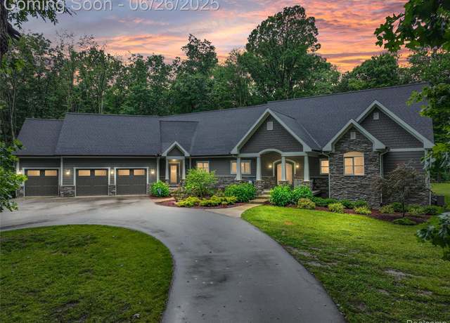 Property at 800 Greystone Dr, Chelsea, MI 48118, 7 beds, 7 baths