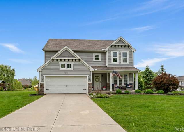 Property at 287 Shinnecock Dr, Brighton, MI 48114, 3 beds, 2.5 baths