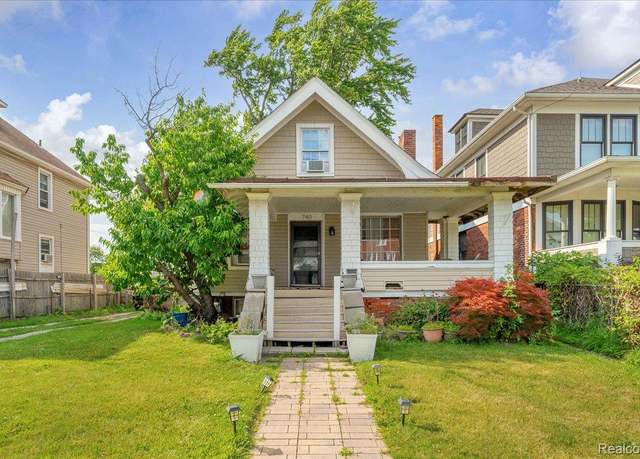 Property at 740 Pingree St, Detroit, MI 48202, 4 beds, 2 baths