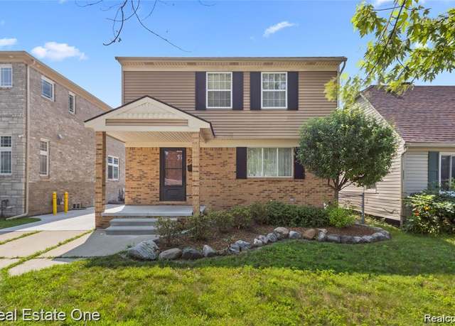 Property at 5955 Beech Daly RD Rd, Dearborn Heights, MI 48127, 3 beds, 2 baths