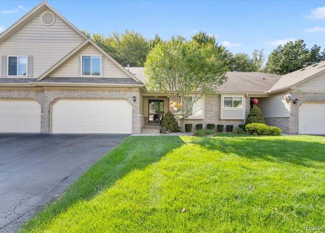 Property at 17452 Ava Ct, Huron Charter Township, MI 48164, 3 beds, 2.5 baths