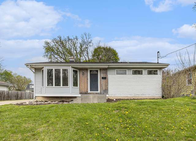 Property at 1085 Kentwood St NE, Grand Rapids, MI 49505, 3 beds, 2 baths
