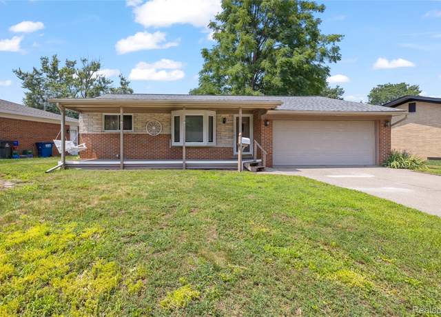 Property at 6695 Chirrewa St, Westland, MI 48185, 3 beds, 1.5 baths