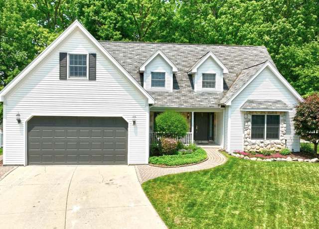 Property at 35549 Jolaine Ct, Richmond, MI 48062, 5 beds, 3 baths