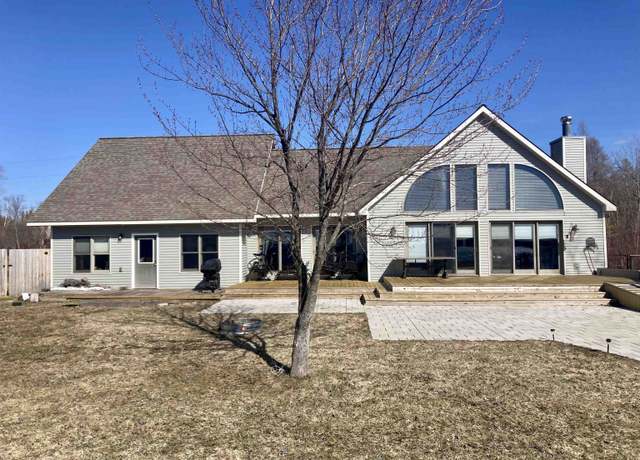 Property at 9600 S Parker Rd, Traverse City, MI 49684, 3 beds, 2 baths