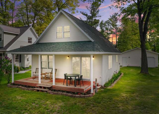 Property at 6829 W Redman Dr, Lake City, MI 49651, 3 beds, 1 bath