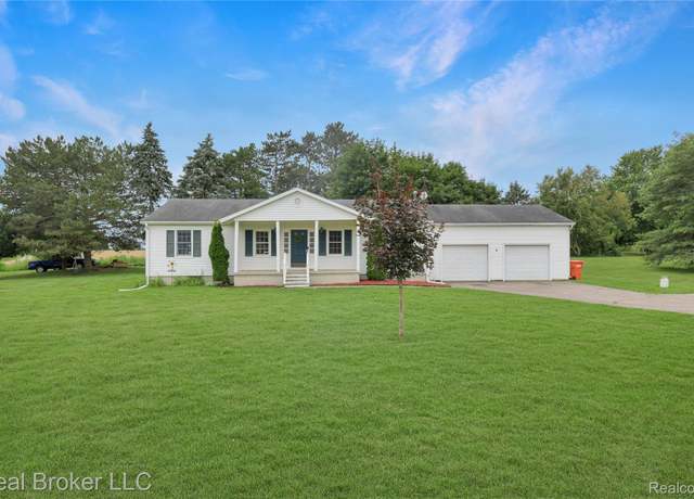Property at 1975 W Hibbard Rd, Owosso, MI 48867, 4 beds, 3 baths