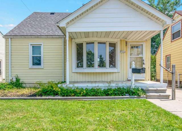 Property at 27324 Larchmont St, St Clair Shores, MI 48081, 4 beds, 2 baths
