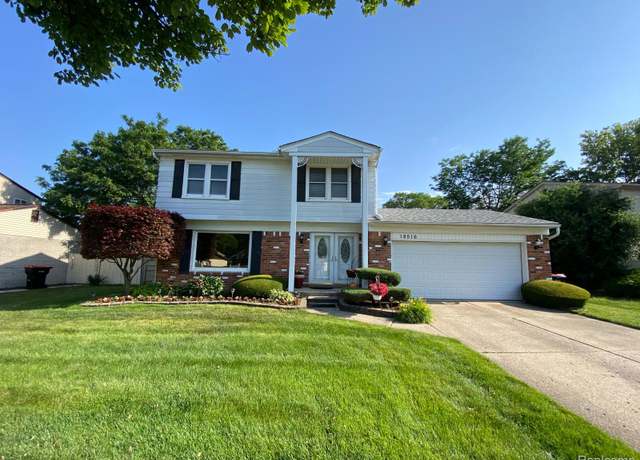 Property at 18516 Addison Dr, Southfield, MI 48075, 3 beds, 2 baths