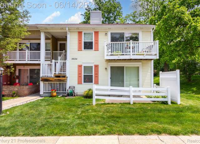 Property at 2024 Hamilton Rd #6, Okemos, MI 48864, 2 beds, 1.5 baths