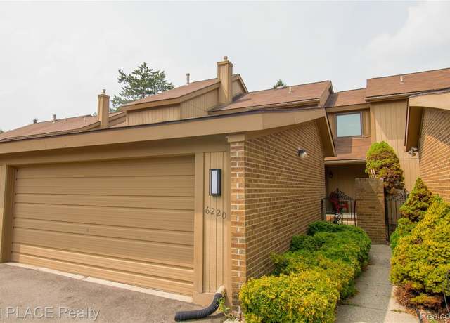 Property at 6220 Andrea Ln, West Bloomfield Charter Township, MI 48322, 2 beds, 2.5 baths