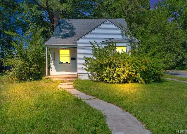 Property at 15900 Curtis St, Detroit, MI 48235, 3 beds, 1 bath