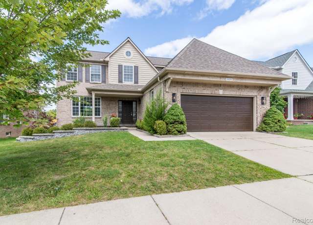 Property at 2605 Nadia Ct, Ann Arbor, MI 48105, 4 beds, 2.5 baths