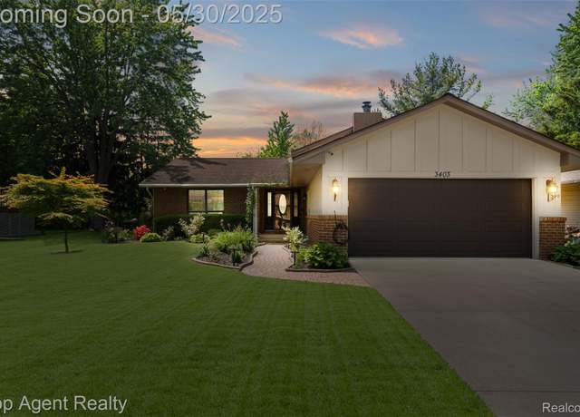 Property at 3403 Auburn Dr, Troy, MI 48083, 4 beds, 2 baths