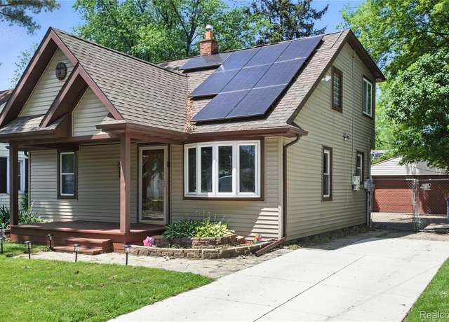 Property at 24406 Powers Ave, Dearborn Heights, MI 48125, 3 beds, 2 baths