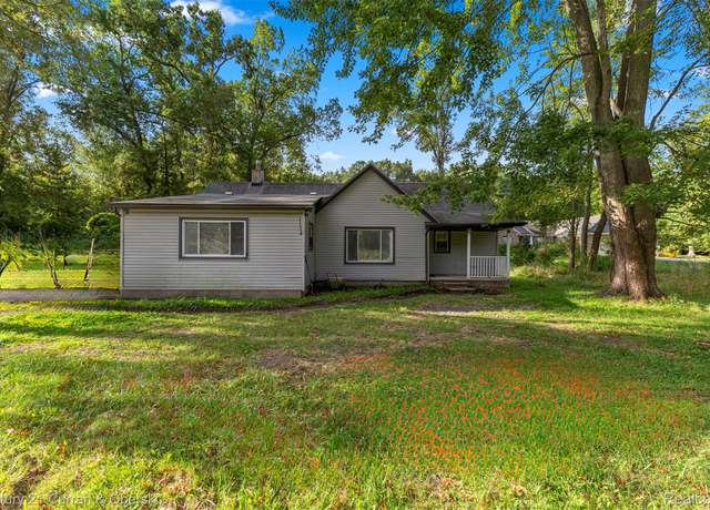 Property at 25609 King Rd, Romulus, MI 48174, 3 beds, 1 bath