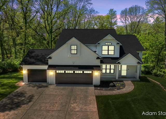 Property at 3980 Hathaway Rd, Kalamazoo, MI 49009, 4 beds, 2.5 baths