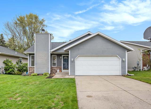 Property at 455 Stonehenge St SE, Grand Rapids, MI 49548, 2 beds, 2 baths