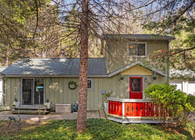 Property at 6636 Center Rd, Traverse City, MI 49686, 2 beds, 1 bath