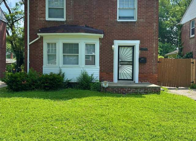 Property at 18500 Lindsay St, Detroit, MI 48235, 3 beds, 1.5 baths