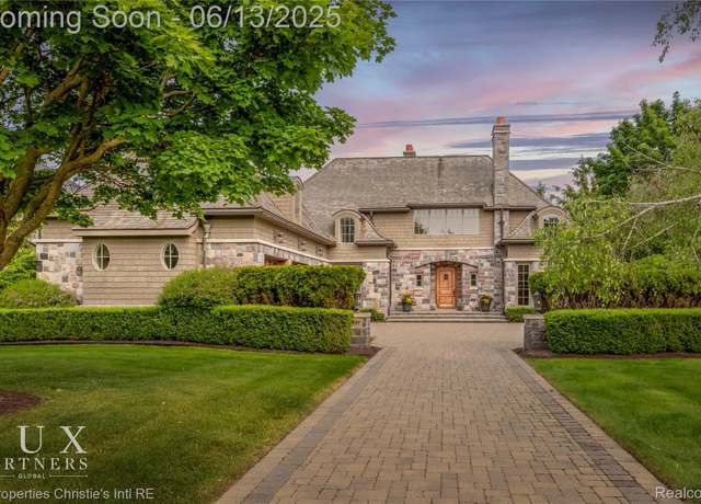 Property at 2937 Turtle Pond Ct, Bloomfield Hills, MI 48302, 5 beds, 5 baths