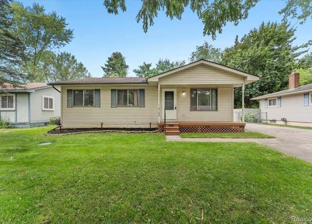 Property at 9160 Maplewood Dr, White Lake Charter Township, MI 48386, 3 beds, 1 bath