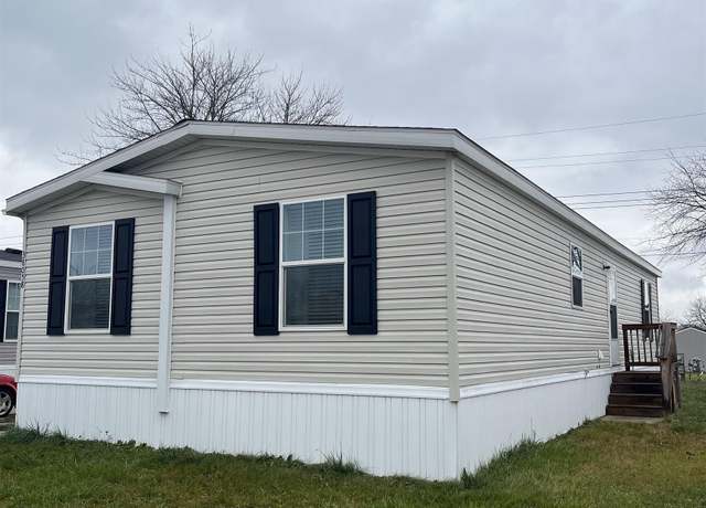 Property at 38058 St Tropez Dr, Clinton Township, MI 48038, 3 beds, 2 baths