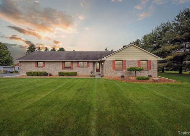 Property at 9762 Dickerson Ct, South Lyon, MI 48178, 3 beds, 3 baths