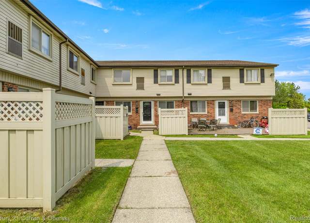 Property at 24969 Mayfair St, Flat Rock, MI 48134, 2 beds, 1.5 baths