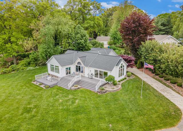 Property at 14776 Park Ct, Grand Haven, MI 49417, 2 beds, 2 baths