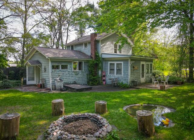 Property at 4401 Grand Haven Rd, Norton Shores, MI 49441, 2 beds, 1 bath