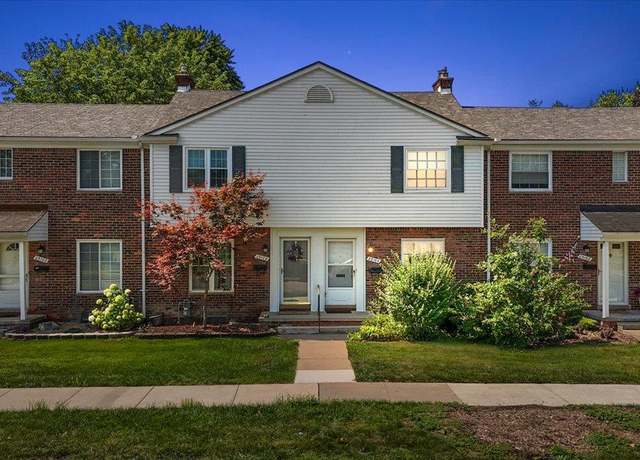 Property at 23104 Edsel Ford Ct, St Clair Shores, MI 48080, 2 beds, 2 baths