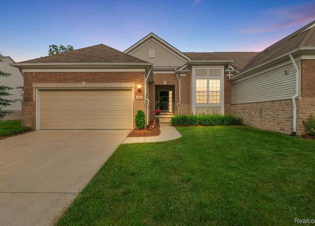 Property at 49676 Broadacre Dr #63, Macomb, MI 48042, 2 beds, 2 baths
