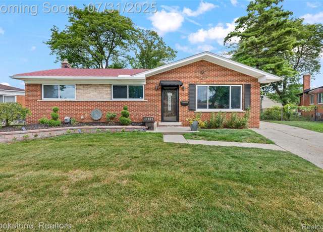 Property at 13305 Bloomfield Ave, Warren, MI 48089, 3 beds, 2 baths