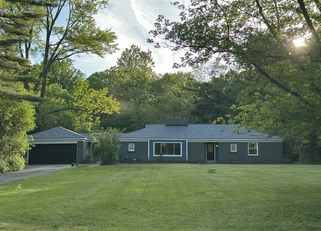 Property at 25525 Edgemont Dr, Southfield, MI 48033, 3 beds, 2.5 baths