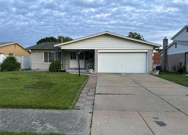 Property at 3942 Byrd Dr, Sterling Heights, MI 48310, 3 beds, 2 baths