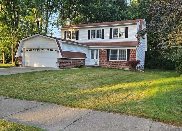 Property at 3976 Bristol Dr, Troy, MI 48083, 4 beds, 3.5 baths