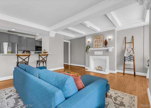 Property at 15 E Kirby St #304, Detroit, MI 48202, 2 beds, 2 baths