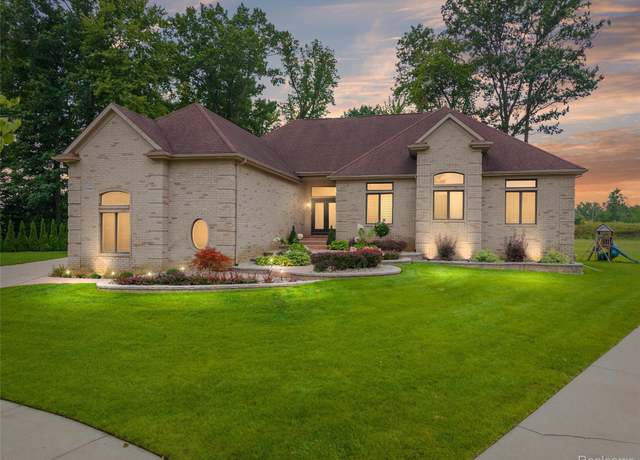 Property at 52041 Loon Ct, Shelby Charter Township, MI 48315, 3 beds, 2.5 baths