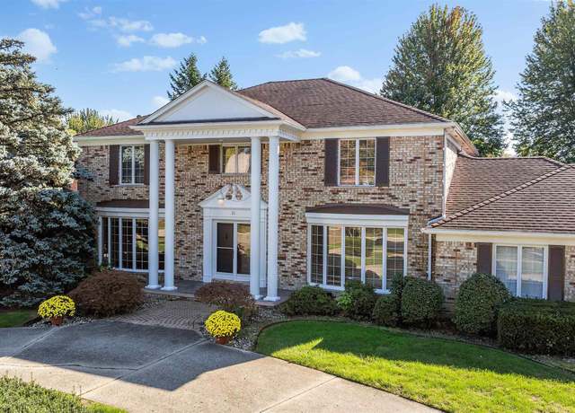 Property at 21 Stillmeadow St, Grosse Pointe Shores, MI 48236, 5 beds, 4 baths