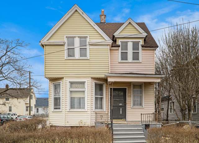 Property at 8436 Lumpkin St, Hamtramck, MI 48212, 2 beds, 1.5 baths