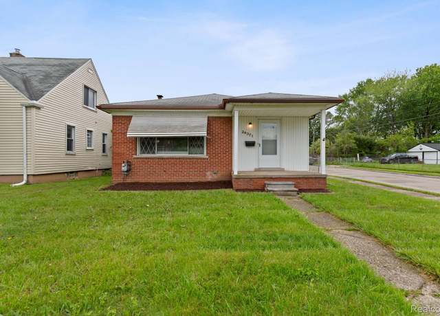 Property at 24371 Grove Ave, Eastpointe, MI 48021, 3 beds, 1 bath