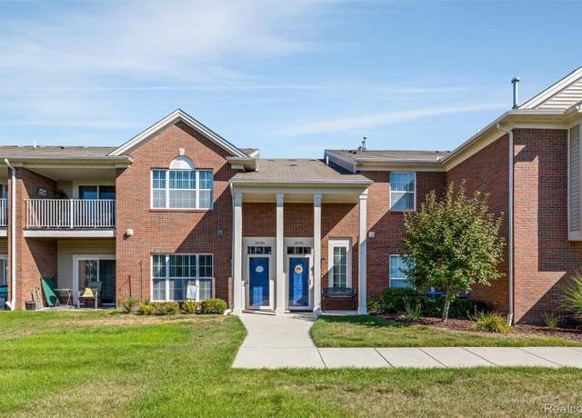 Property at 28338 Adler Park Dr S, Chesterfield Township, MI 48051, 2 beds, 2 baths
