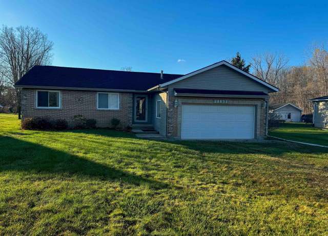 Property at 28832 27 Mile Rd St, New Haven, MI 48048, 3 beds, 2 baths