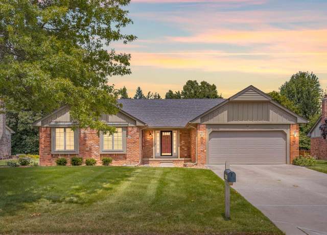 Property at 40920 Knightsford Dr, Northville, MI 48168, 3 beds, 3 baths