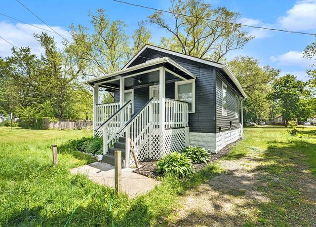 Property at 1910 Union St, Kalamazoo, MI 49007, 2 beds, 1 bath